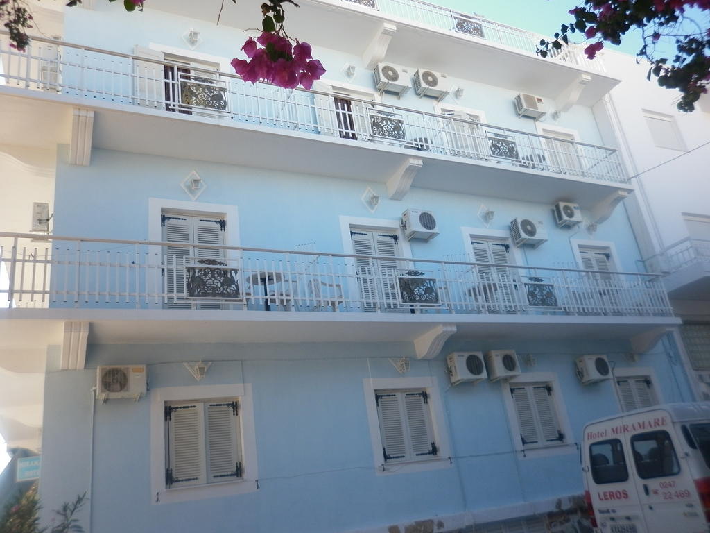 Miramare Hotel Lakí Kültér fotó